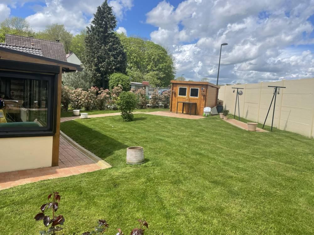 entretien gazon maison